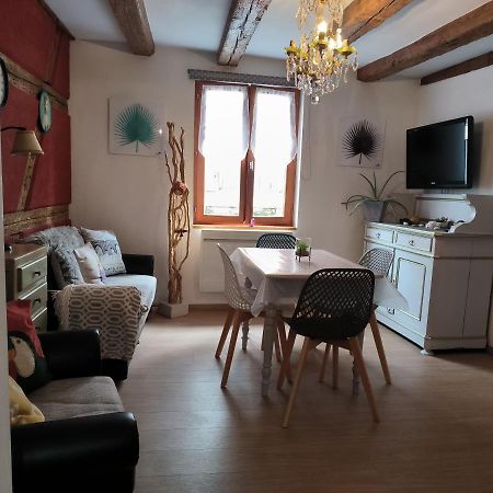 Appartements - 1 Mn Du Centre 리보빌레 외부 사진