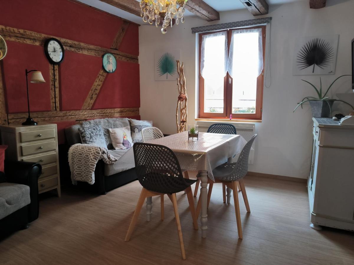 Appartements - 1 Mn Du Centre 리보빌레 외부 사진
